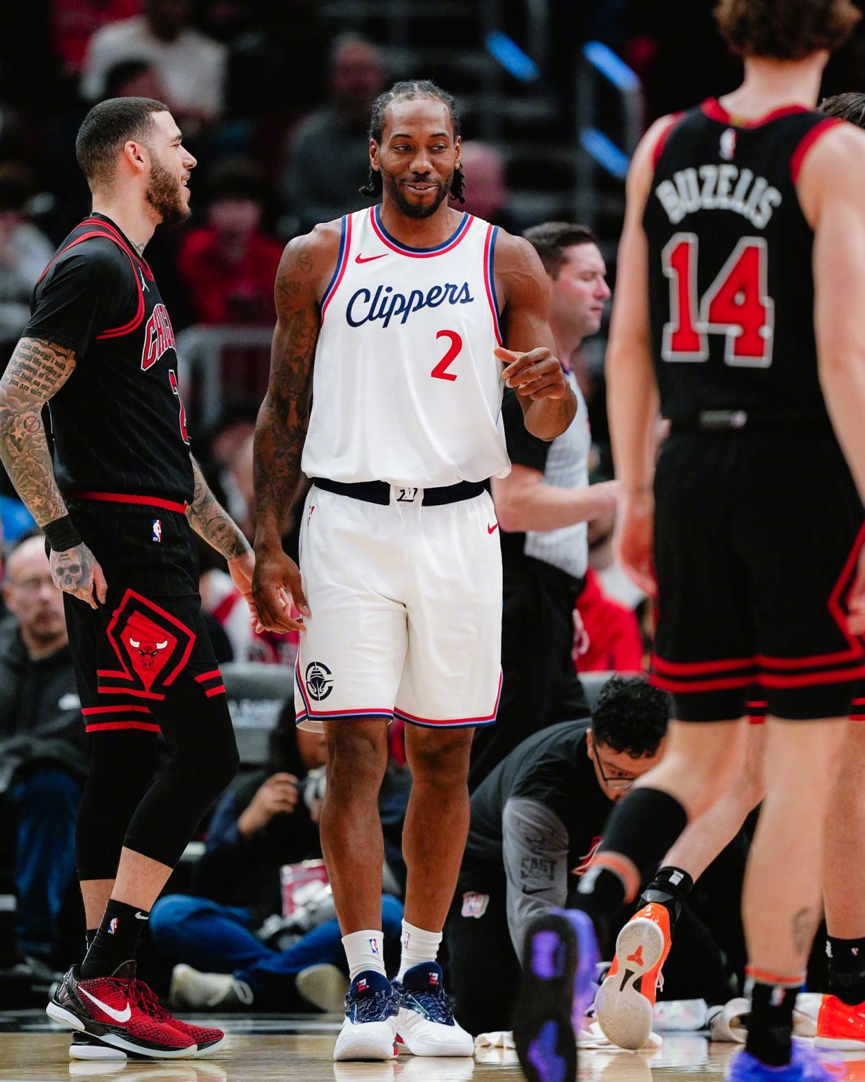 关于西蒙斯狂砍公牛分，逆转取胜迎来新赛季高光！的信息