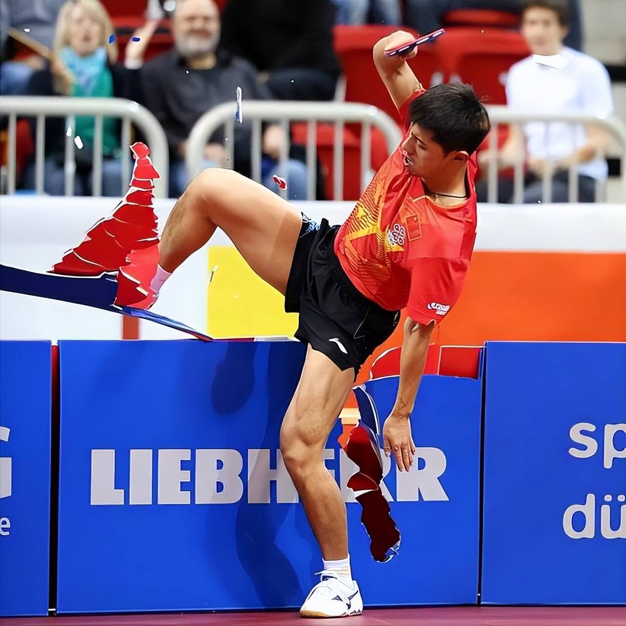 包含Scout在德国队比赛中挺进下一轮，回归赛场引发热议！的词条