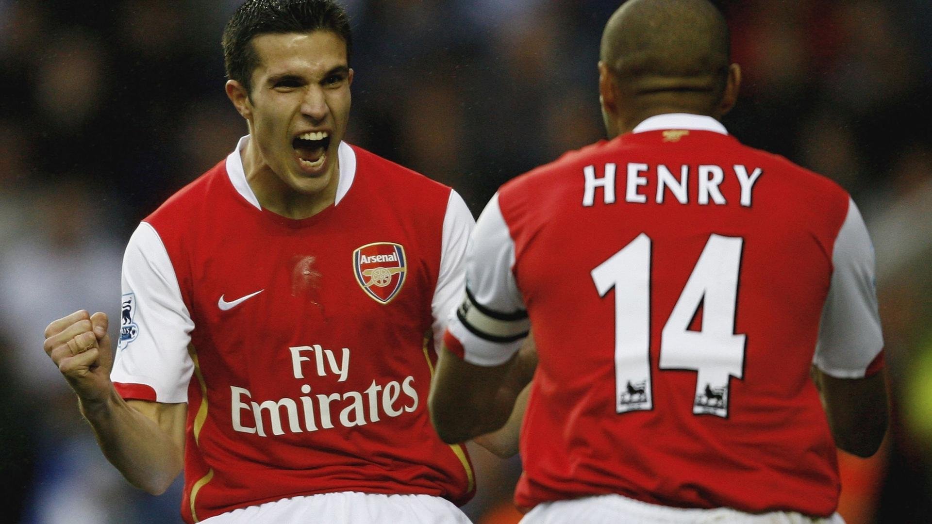 马龙状态火爆，温网季后赛对阵皇家马德里，利物浦力争不败